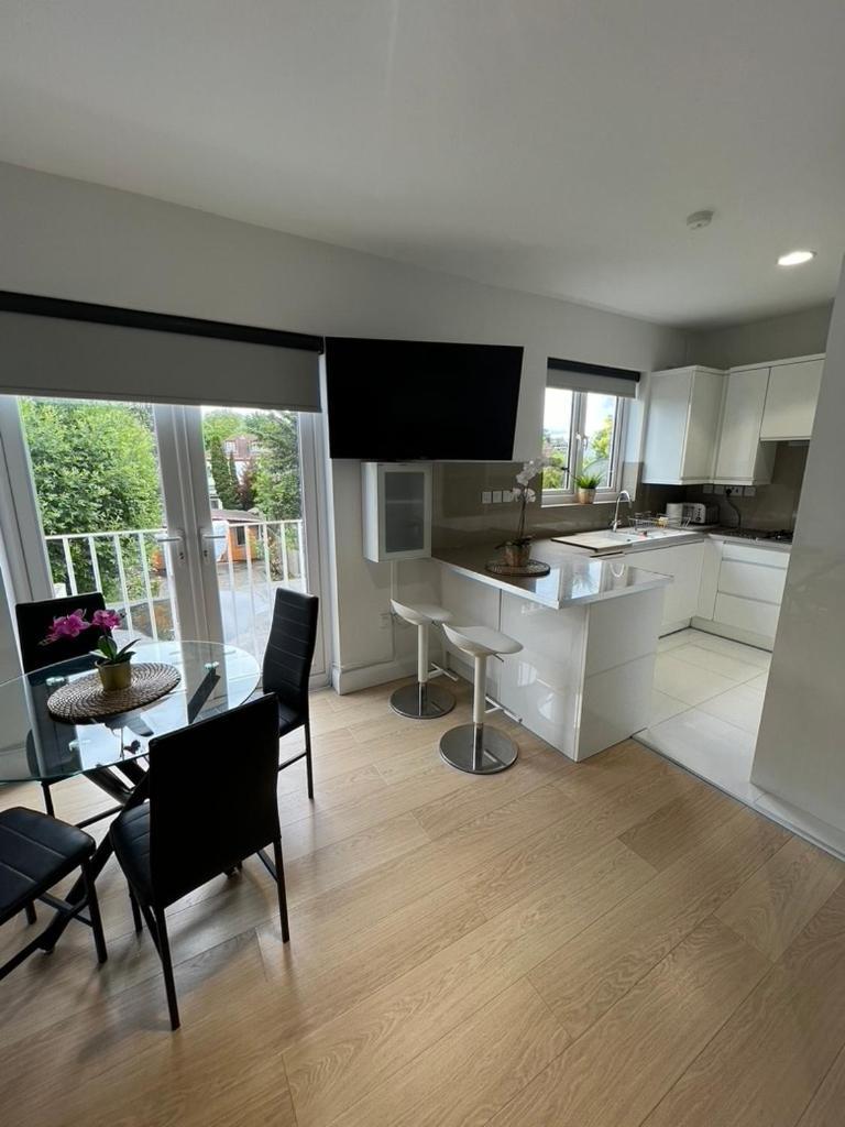 Zenobia London Luxury Apartments Finchley Esterno foto